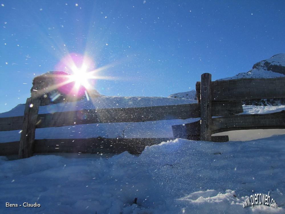 29 Il vento solleva la neve.JPG